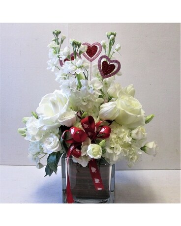 Pure Love (HS-839) Flower Arrangement