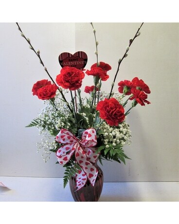 Cupid's Carnations (HS-842) Flower Arrangement