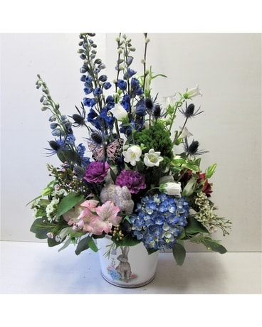 6 inch Easter Bunny tin Flower Arrangement