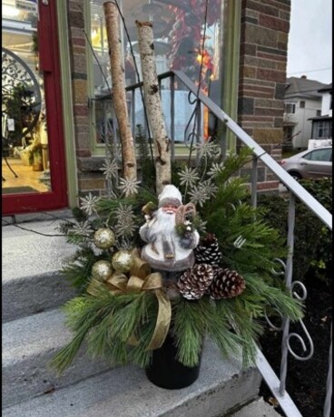Santa is Coming Flower Arrangement