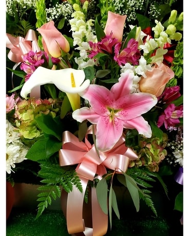 Beautiful Elegant Bouquet Flower Arrangement
