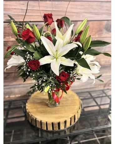 Chandler Florist - Flower Delivery by Flowers By Renee's