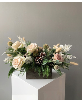 Hello Winter! Flower Arrangement