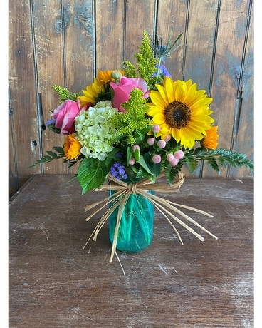 Garden Summer Mason Jar Flower Arrangement