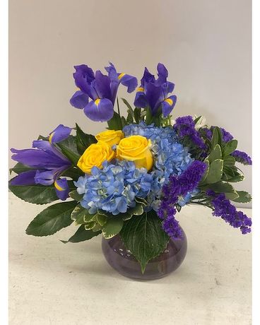 Blue Sky and Sunshine Flower Arrangement
