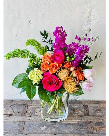 Tess Flower Arrangement