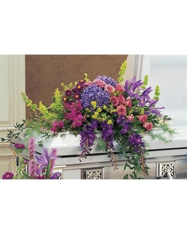 Graceful Tribute Casket Funeral Casket Spray Flowers