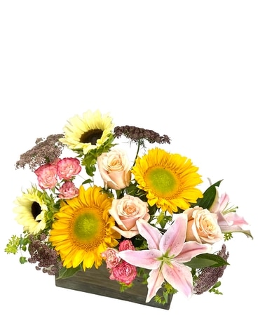 Fresh Picked Flower Arrangement