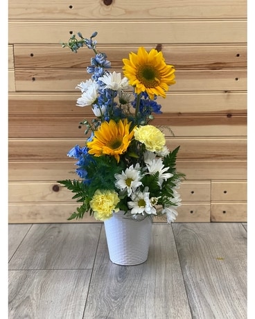 It's a Boy Flower Arrangement