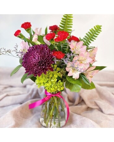Valentine Vibe Flower Arrangement
