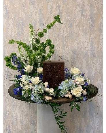 18 Inch Shoreline Urn Arrangement Flower Arrangement