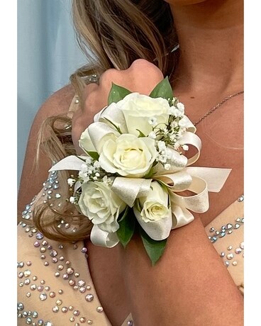 Cream Soda Corsage