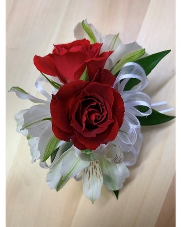 flower wristlet