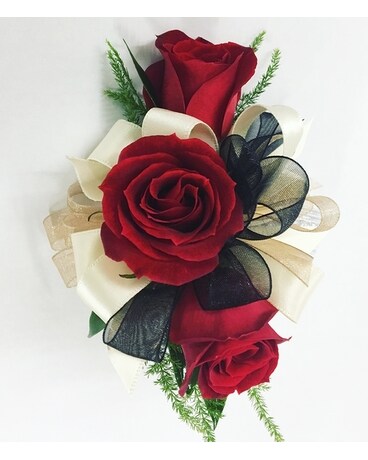 Rose Champagne - Includes Gold Elastic Wristlet Corsage