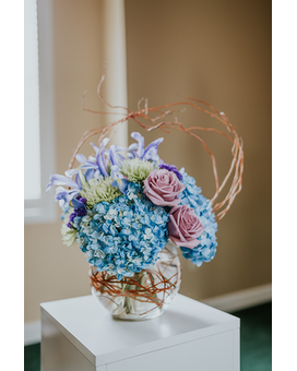 Tranquil Gate Bubble Ball Arrangement Flower Arrangement