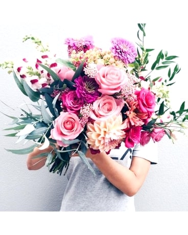 Sumptuous Hand Tied Bouquet of Fresh Cut Flowers Flowers