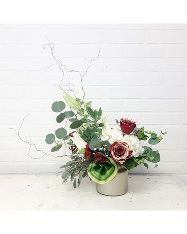 The Gilded Gift ~ Silver/Gold/Rose Gold Flower Arrangement