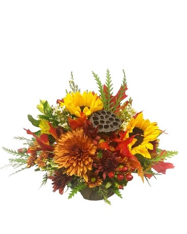 Seasonal Style in Ceramic Flower Arrangement