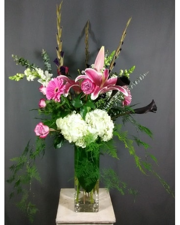 Tell Her I Love Her Flower Arrangement
