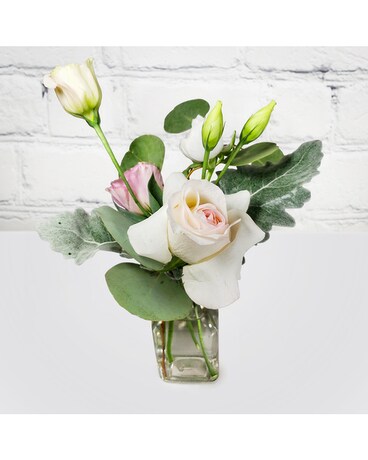 A La Carte Bud Vases Specialty Arrangement