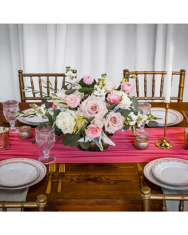 A La Carte Grand Centerpiece Specialty Arrangement
