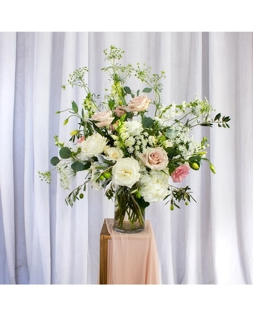 A La Carte Tall Arrangement Specialty Arrangement