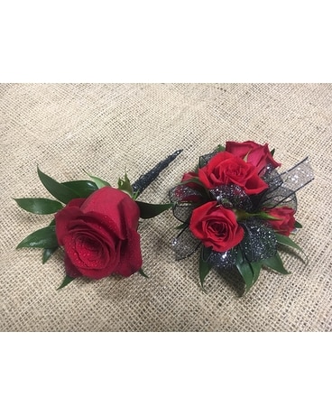 Red Roses Flower Arrangement
