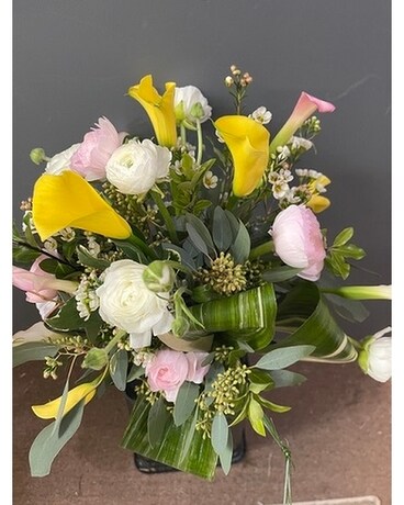 Spring Sing Flower Arrangement
