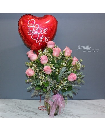 Gift Combo: One Dozen Roses and One Mylar Balloon