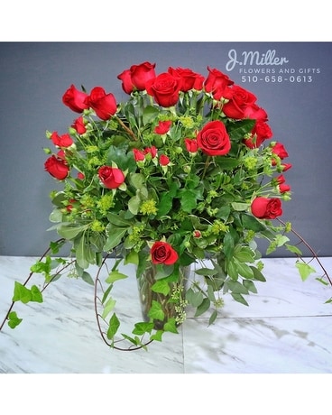 Enchanted Love -  Rose Garden arrangement Flower Arrangement