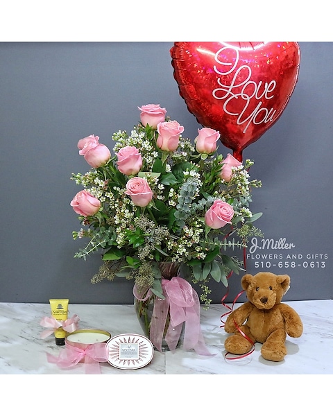 Dozen Roses with Cute Teddy Bear Gift Set