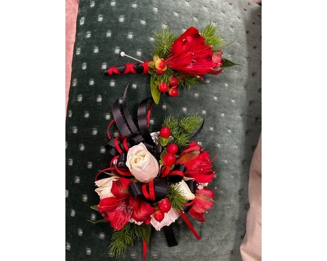 Matching corsage & boutonniere Corsage
