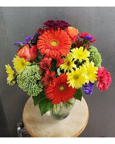 Sending Sunshine Gerbera Daisies Flower Arrangement