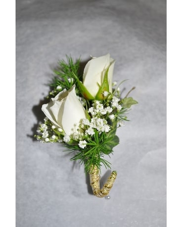 white sweetheart rose boutonniere Flower Arrangement