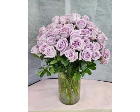 100 Roses Flower Arrangement