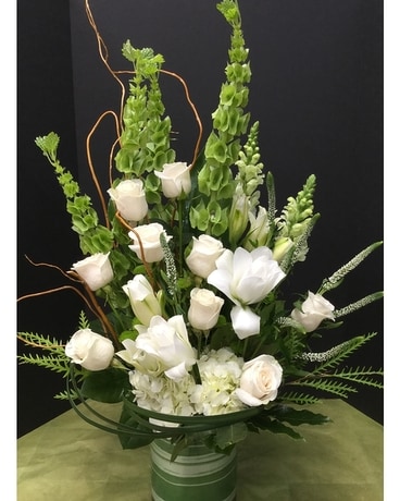 Winter Wonderland Flower Arrangement