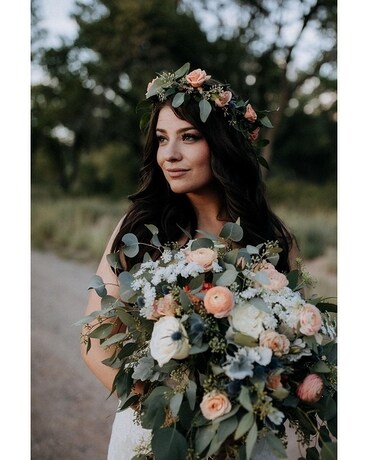 Morrison Wedding - Photography by Brandon Harwell Flower Arrangement