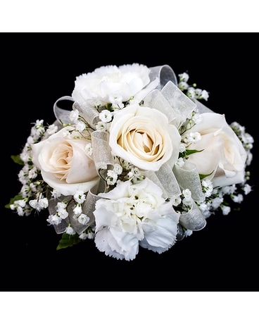 3 Sweetheart Roses, 2 Mini Carnation Wrist Corsage Corsage