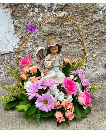 Parc Place Angel Garden Flower Arrangement