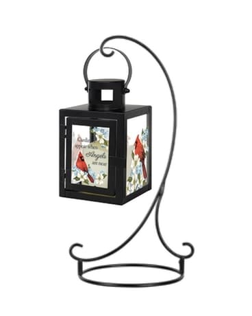 Cardinals Appear Lantern Gifts