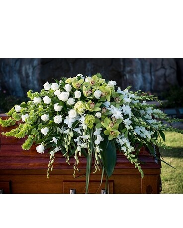 Emerald Rememberance Casket Spray