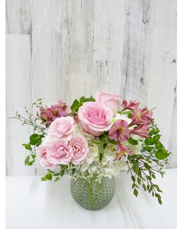 Dimples Flower Arrangement