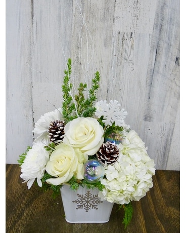 Snowy Wishes Flower Arrangement
