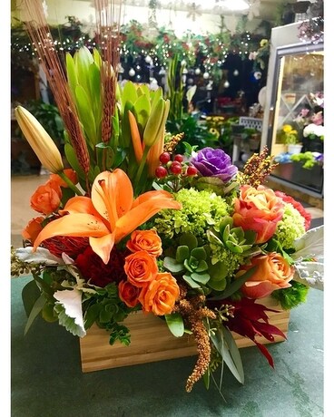 passionate fall Flower Arrangement