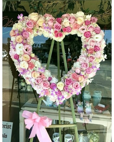 Pink Progression Spray Flower Arrangement