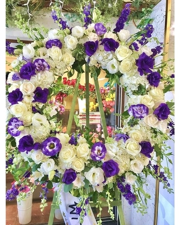 Eternal Affection Spray Flower Arrangement