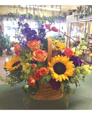 Spring Sunflower Rose Basket Flower Arrangement