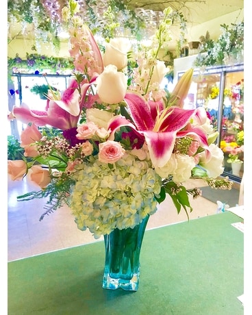 Pow Pow Flower Arrangement