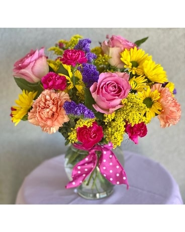 Sweet Polka Dot Bouquet Flower Arrangement