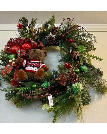 Bear Hug ARTIFICIAL Wreath Wreath